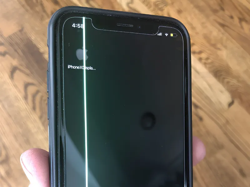 Sọc màn hình iPhone có ảnh hưởng gì không?