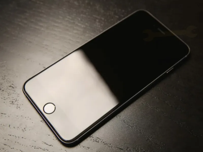 Nguyên nhân thay màn hình iPhone xong mở không lên