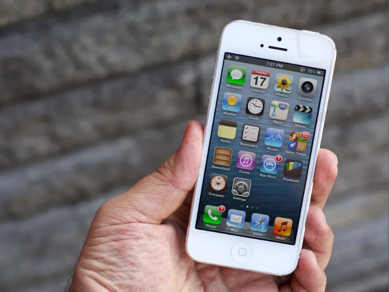 Có nên mua iPhone 5 đã thay màn hình không?