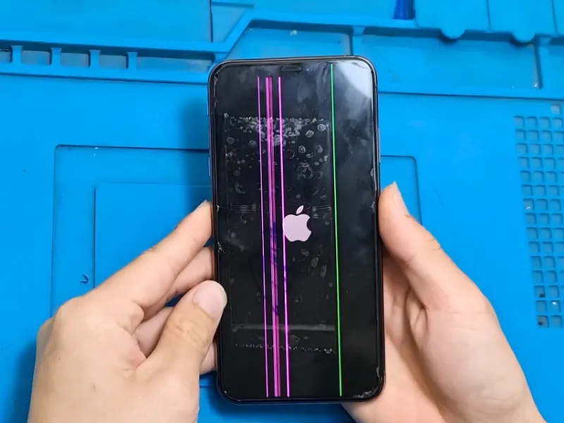 Khi nào có thể sửa màn hình iPhone bị sọc?